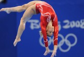 爱游戏体育-哈登绝杀TL！势不可挡引爆全场，赛后争议再起